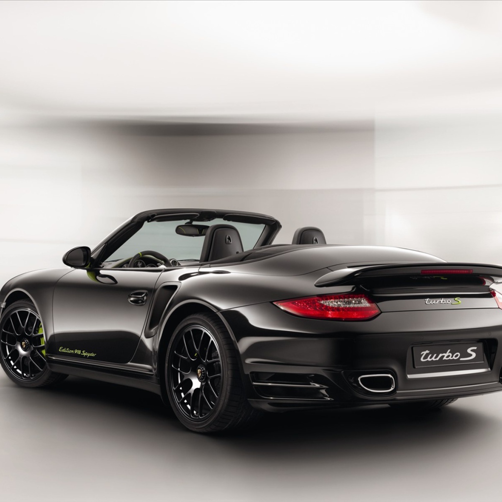 Машина Porsche Turbo S 918 Spyder