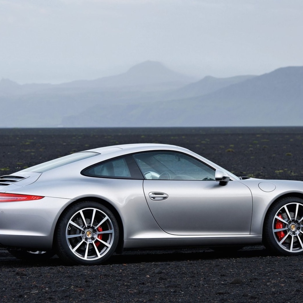 Порш 911 в пустыне