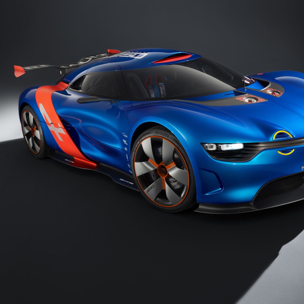 Красивый автомобиль Renault alpine
