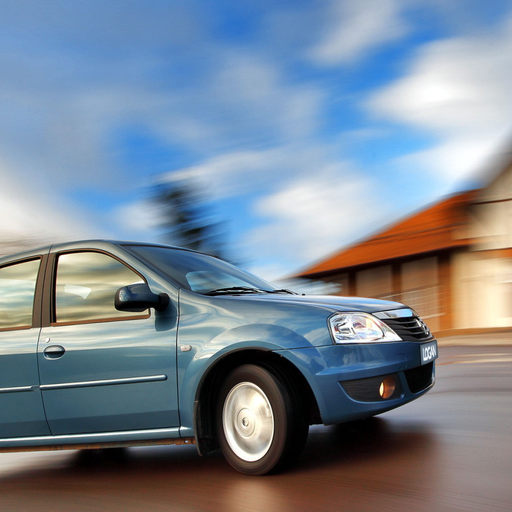 Новая машина Renault Logan