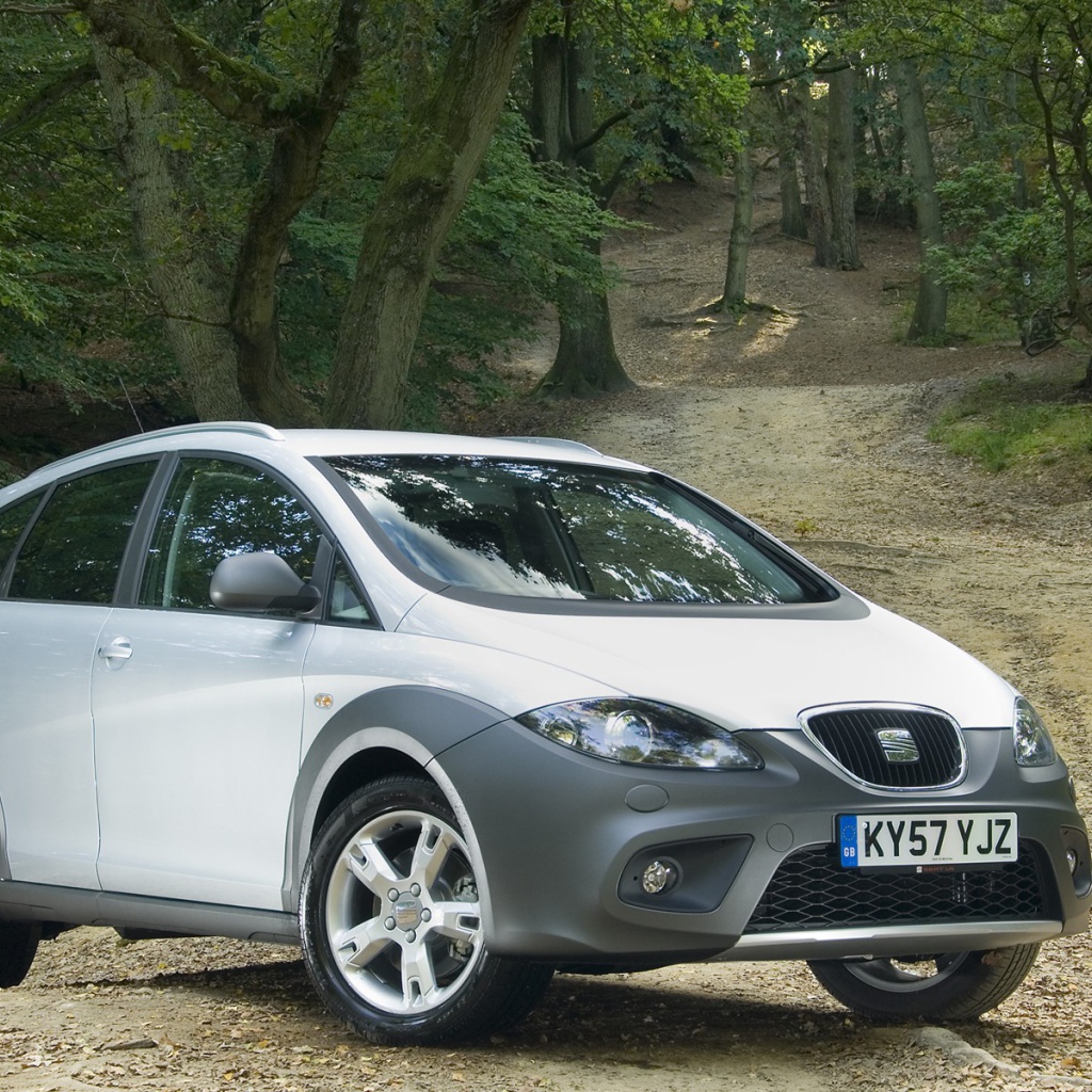  Автомобиль марки Seat модели Altea