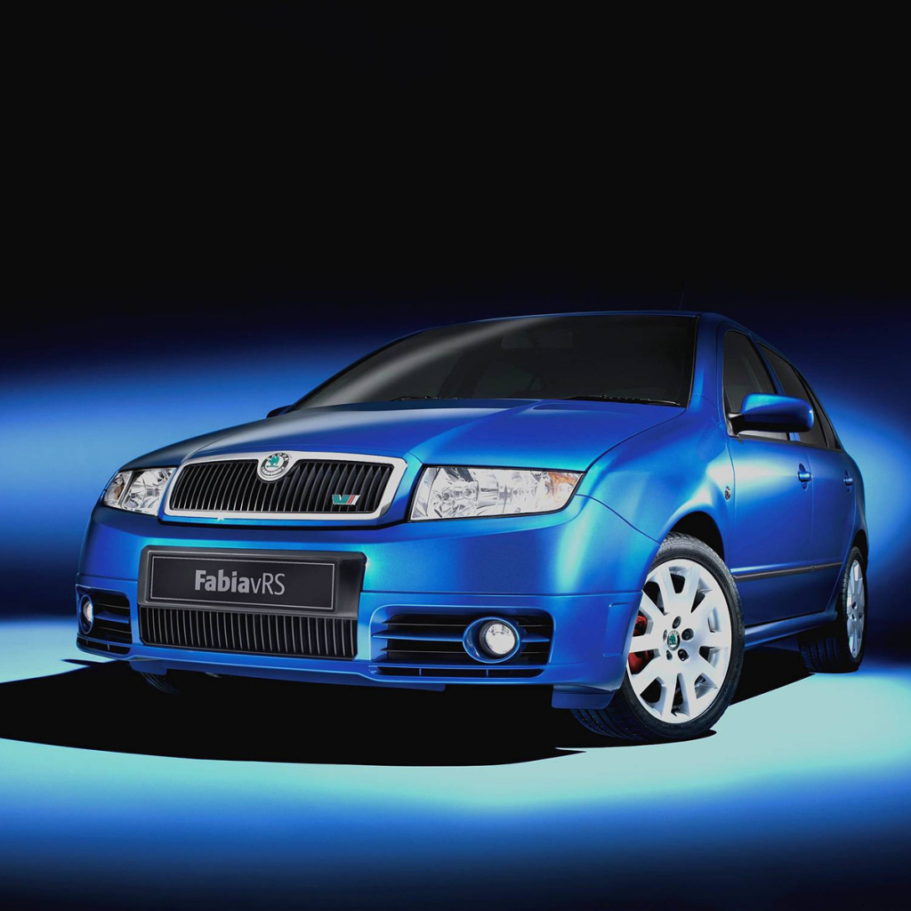 Красивый автомобиль Skoda Fabia в Москве