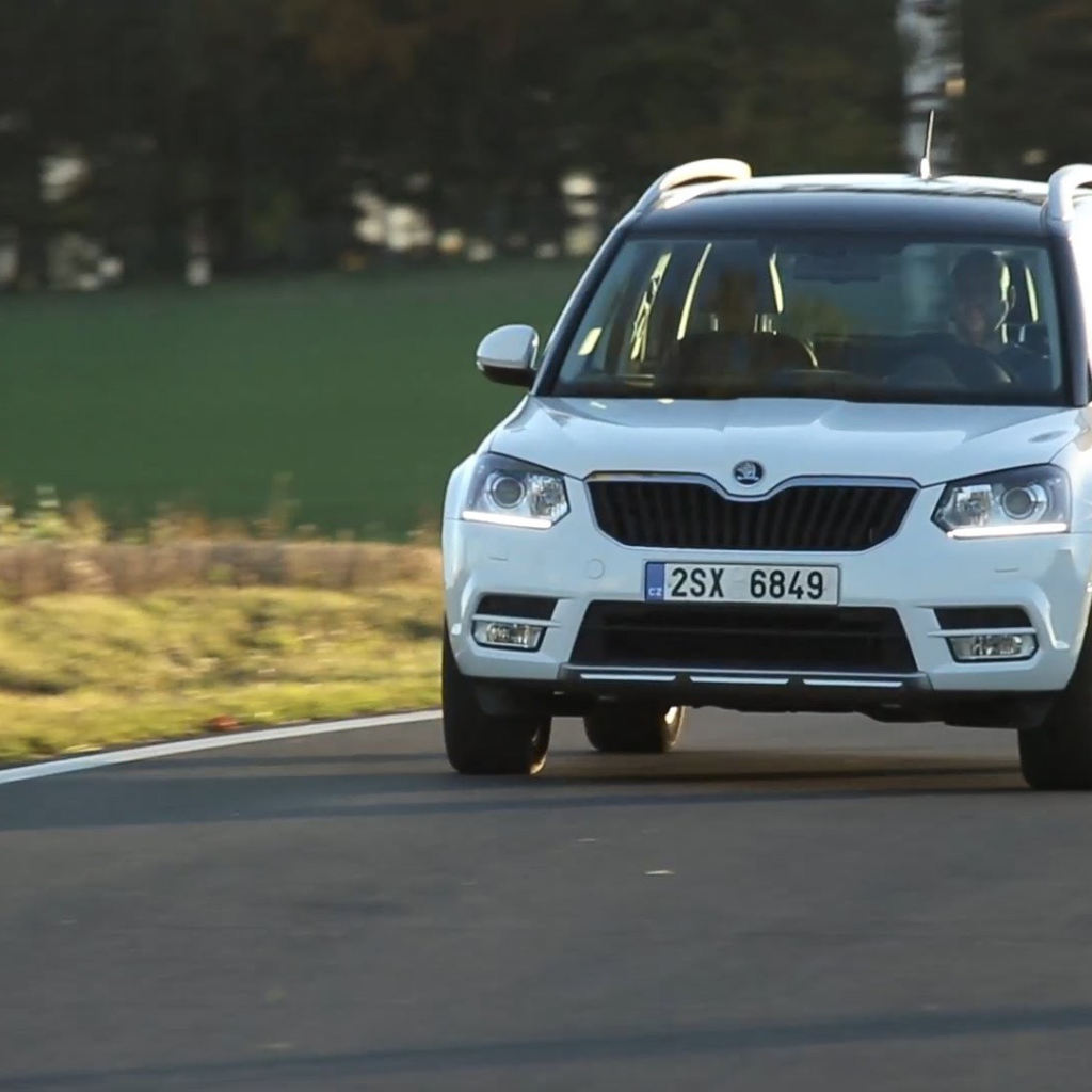 Надежный автомобиль Skoda Yeti 2014