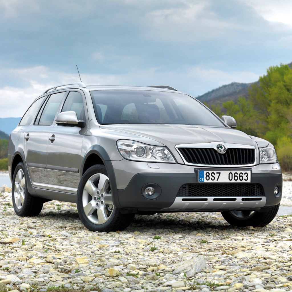 Надежная машина Skoda Octavia Scout 2014