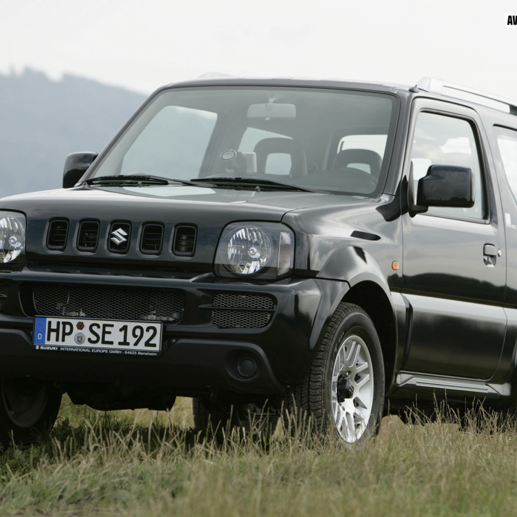   Красивый автомобиль Suzuki Jimny в Москве