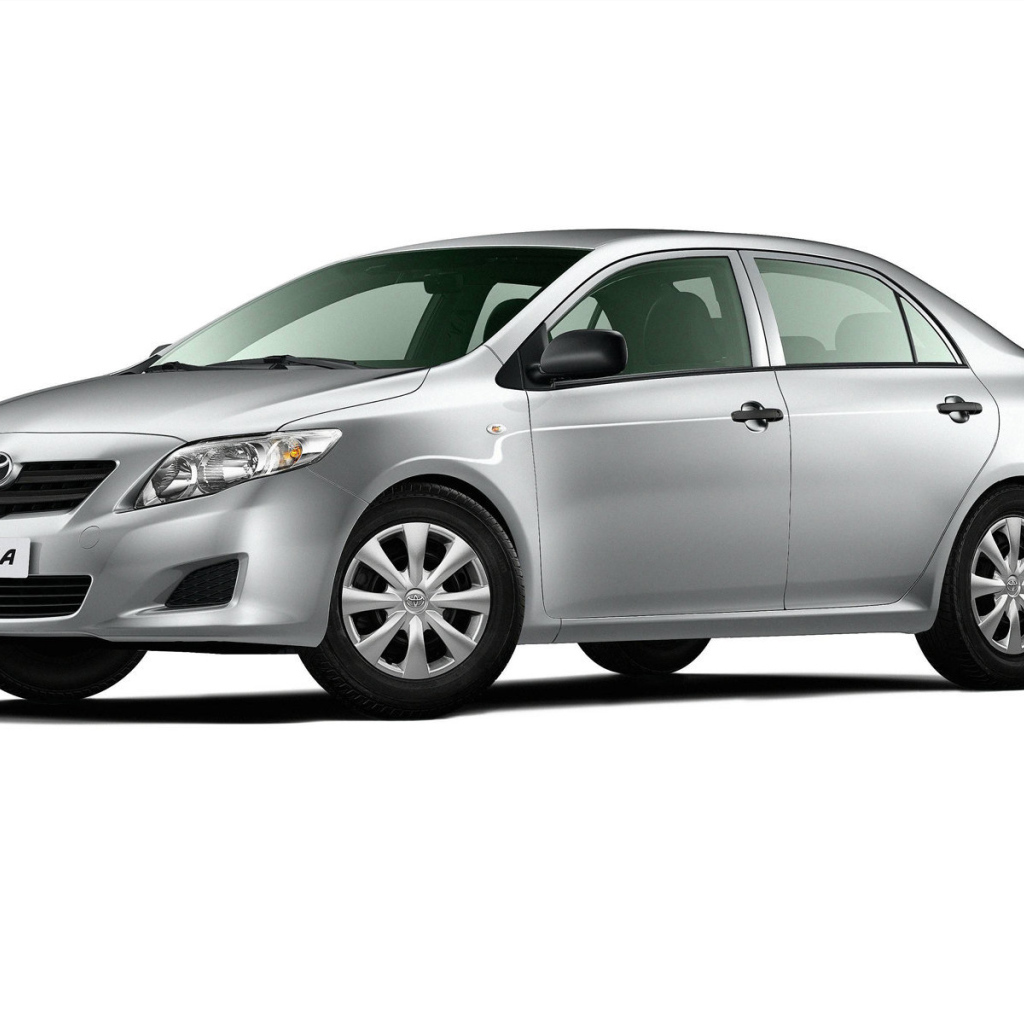 Новая машина Toyota Corolla