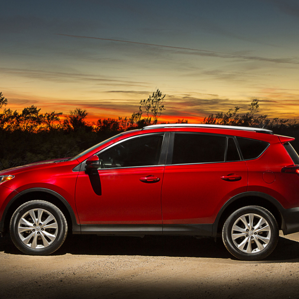 Новый автомобиль Toyota RAV4