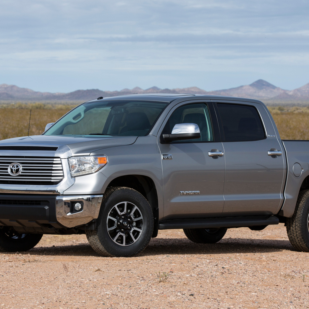 Надежная машина Toyota Tundra 2014