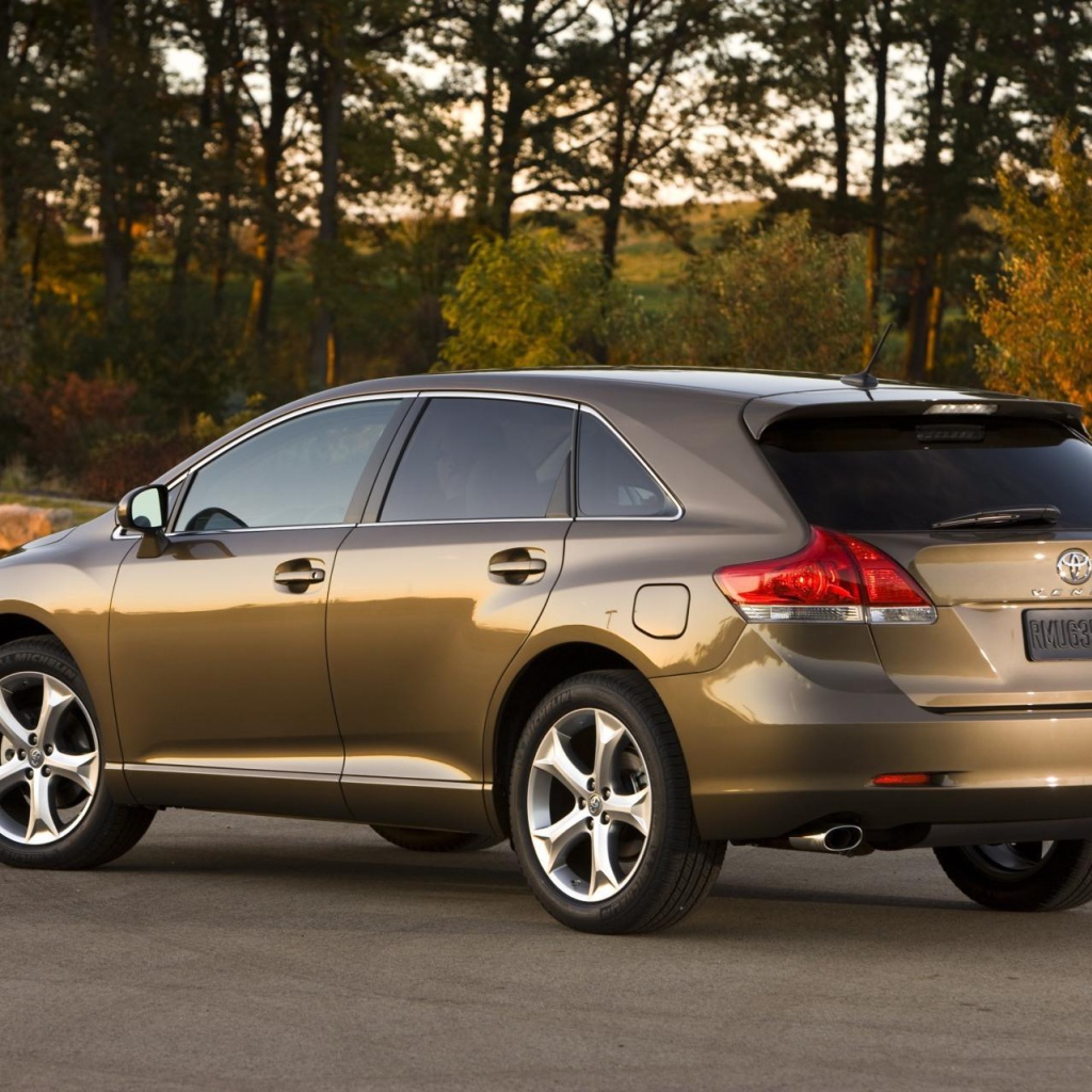 Тест драйв автомобиля Toyota Venza