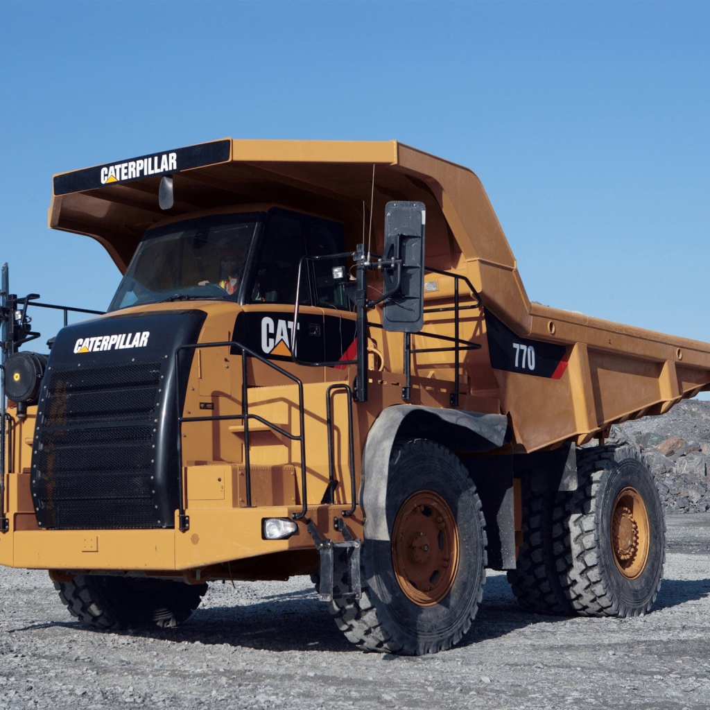 Грузовой автомобиль Катерпиллер 770
