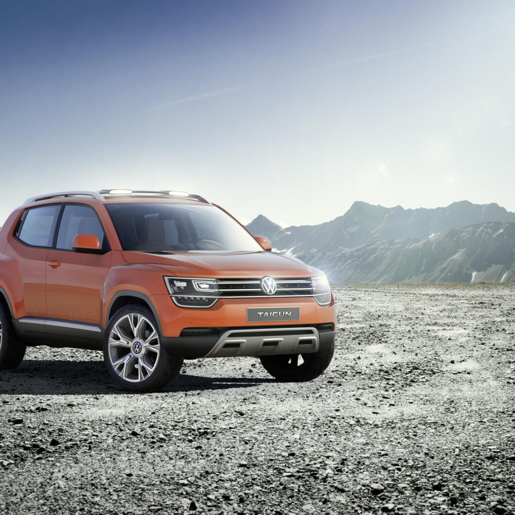 Автомобиль Volkswagen  Taigun 2014 на дороге 