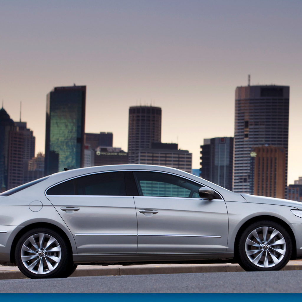 Красивый автомобиль Volkswagen Passat