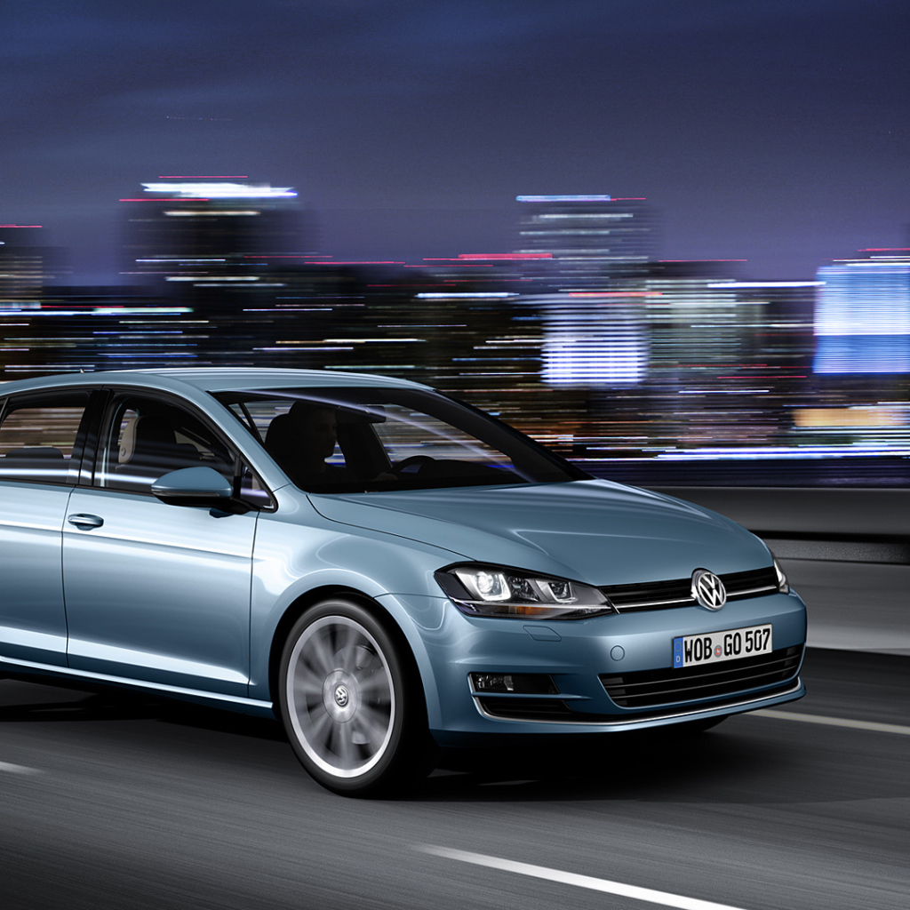 Тест драйв автомобиля Volkswagen Golf