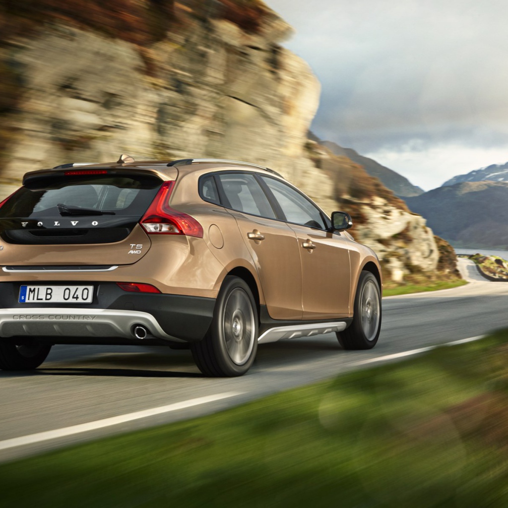  Дизайн автомобиля Volvo v40 Cross country