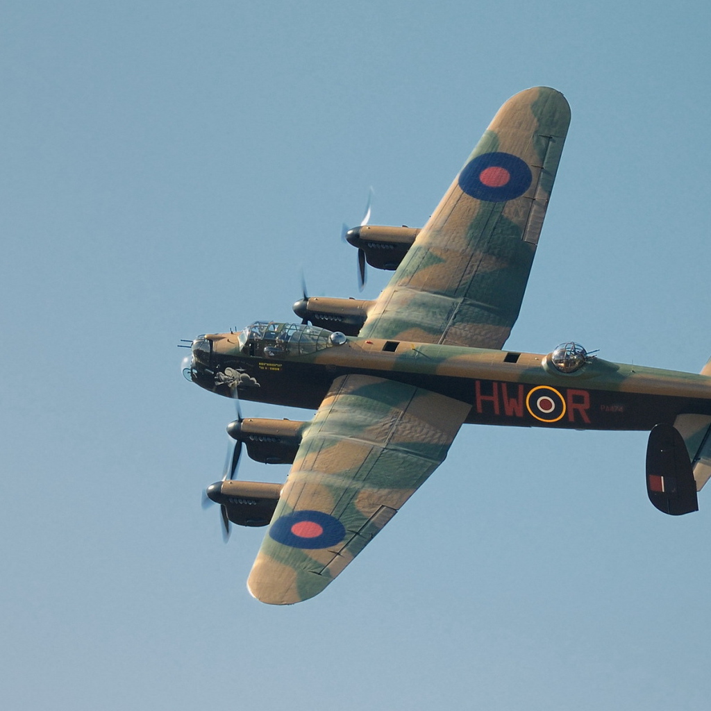 Самолет Ланкастер