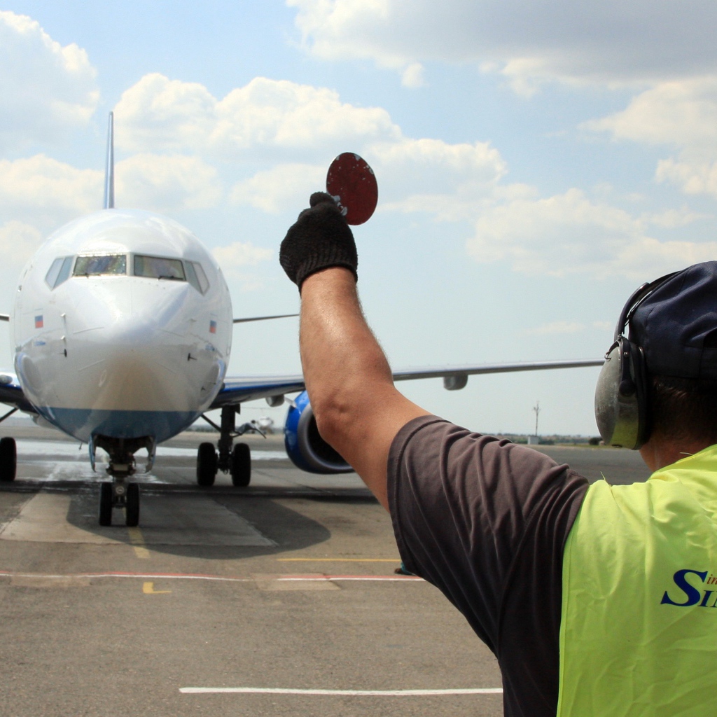 Добролет в аэропорту Симферополя