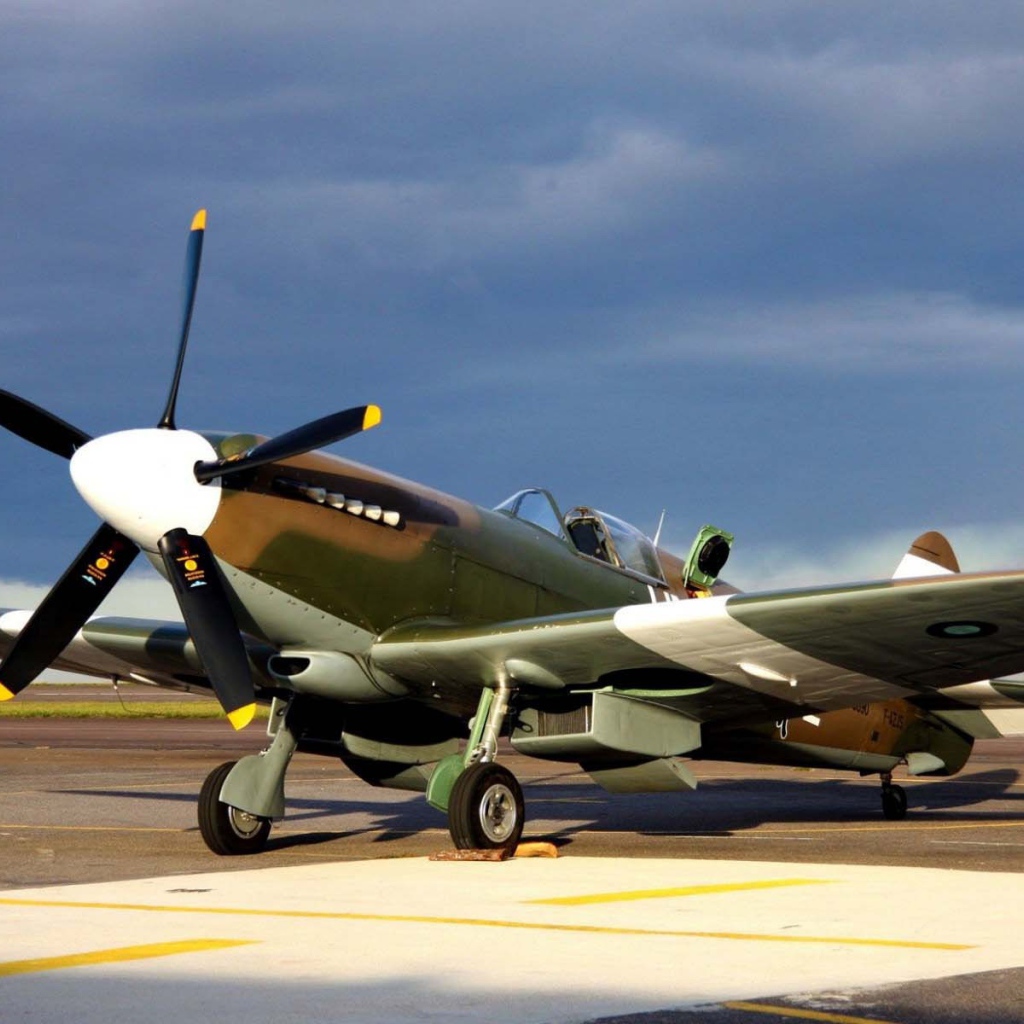 Английский ретро самолет