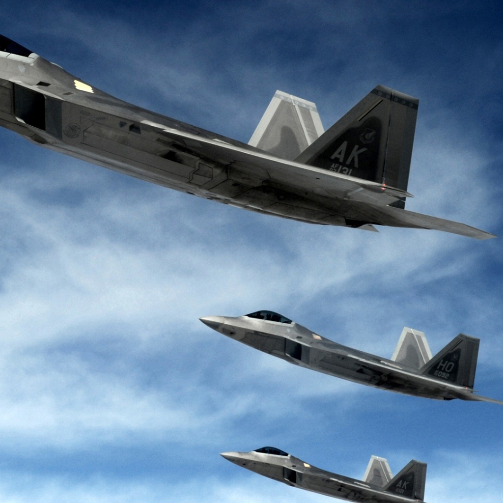 Хищные истребители F22 