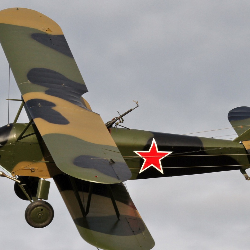 Полет одномоторного самолета