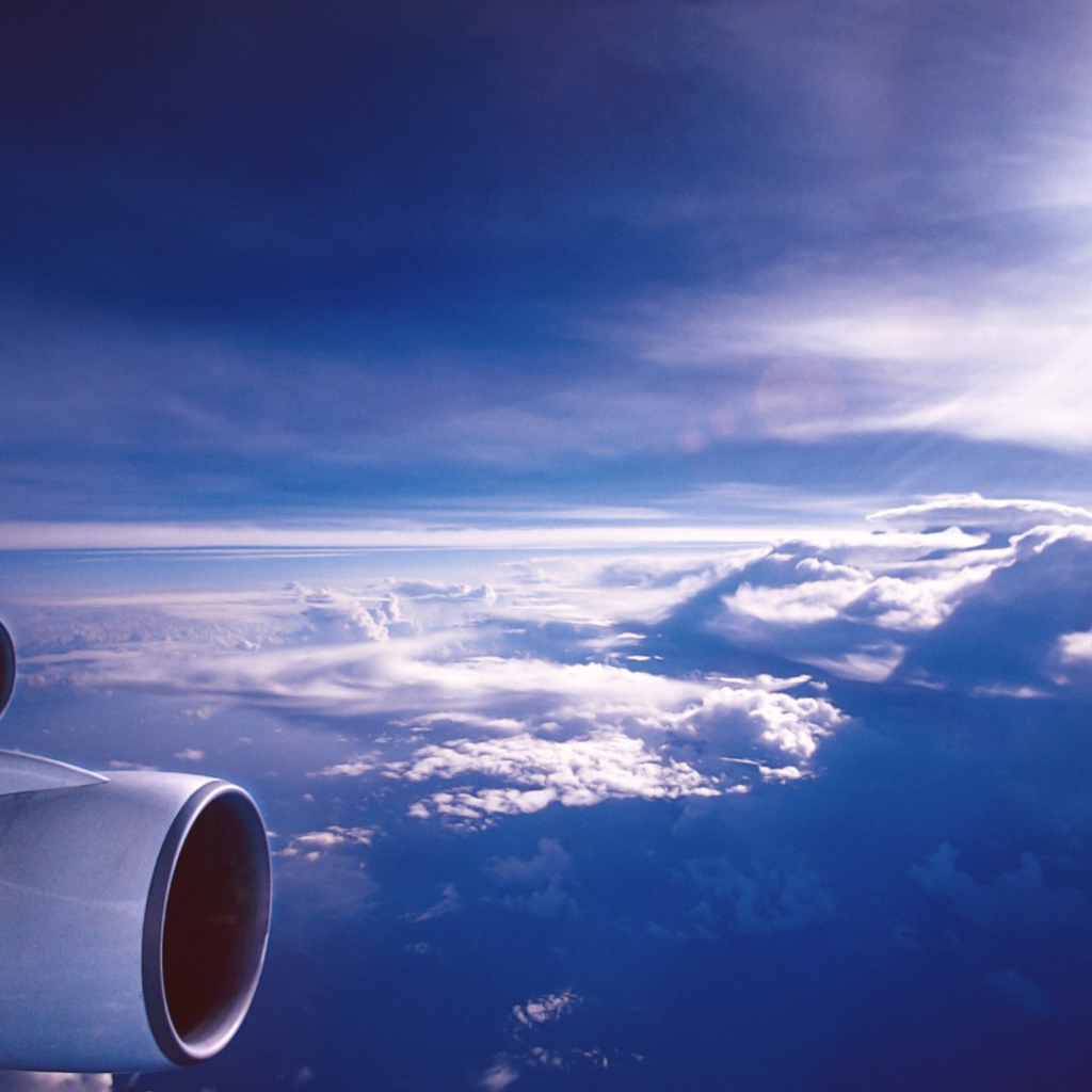 Полет над облаками