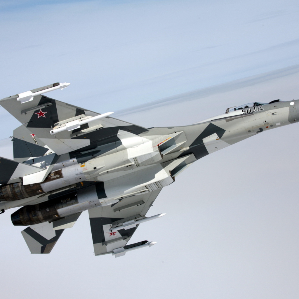 Самолет SU-35