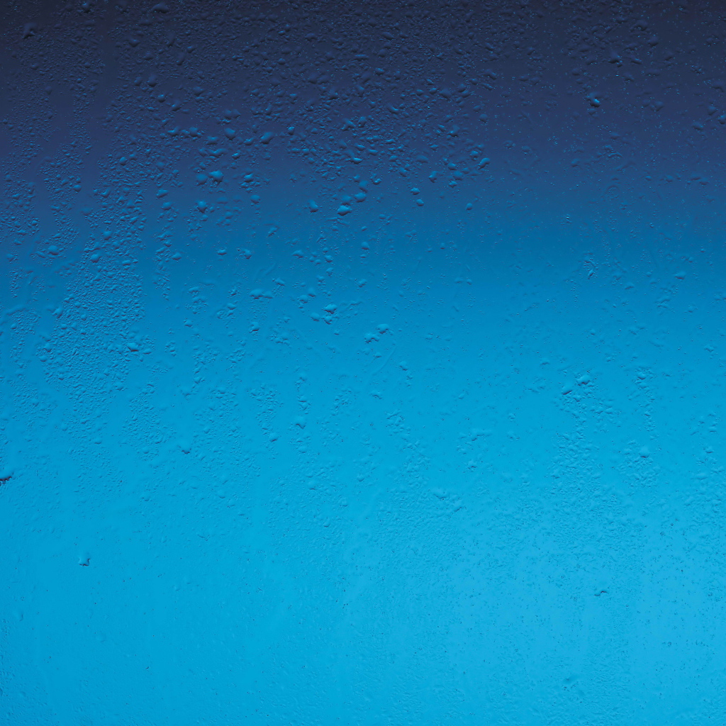 Капли на синем окне