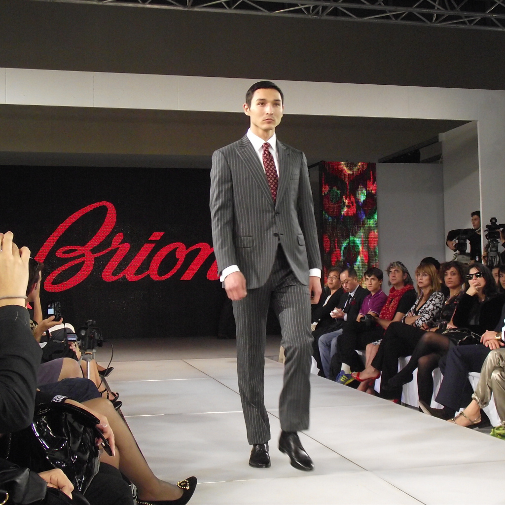 Показ мод Brioni