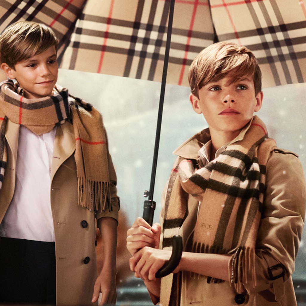 Одежда для детей от Burberry