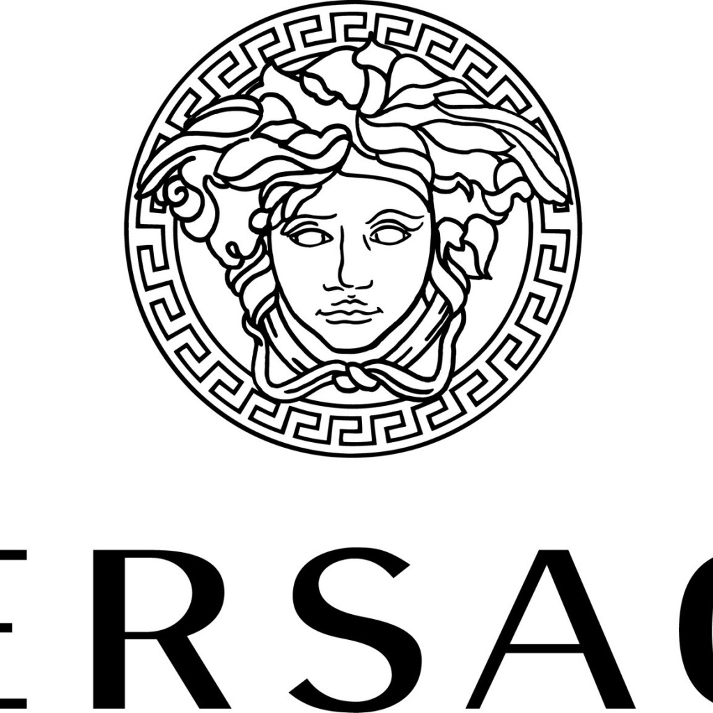 Модная одежда от Versace
