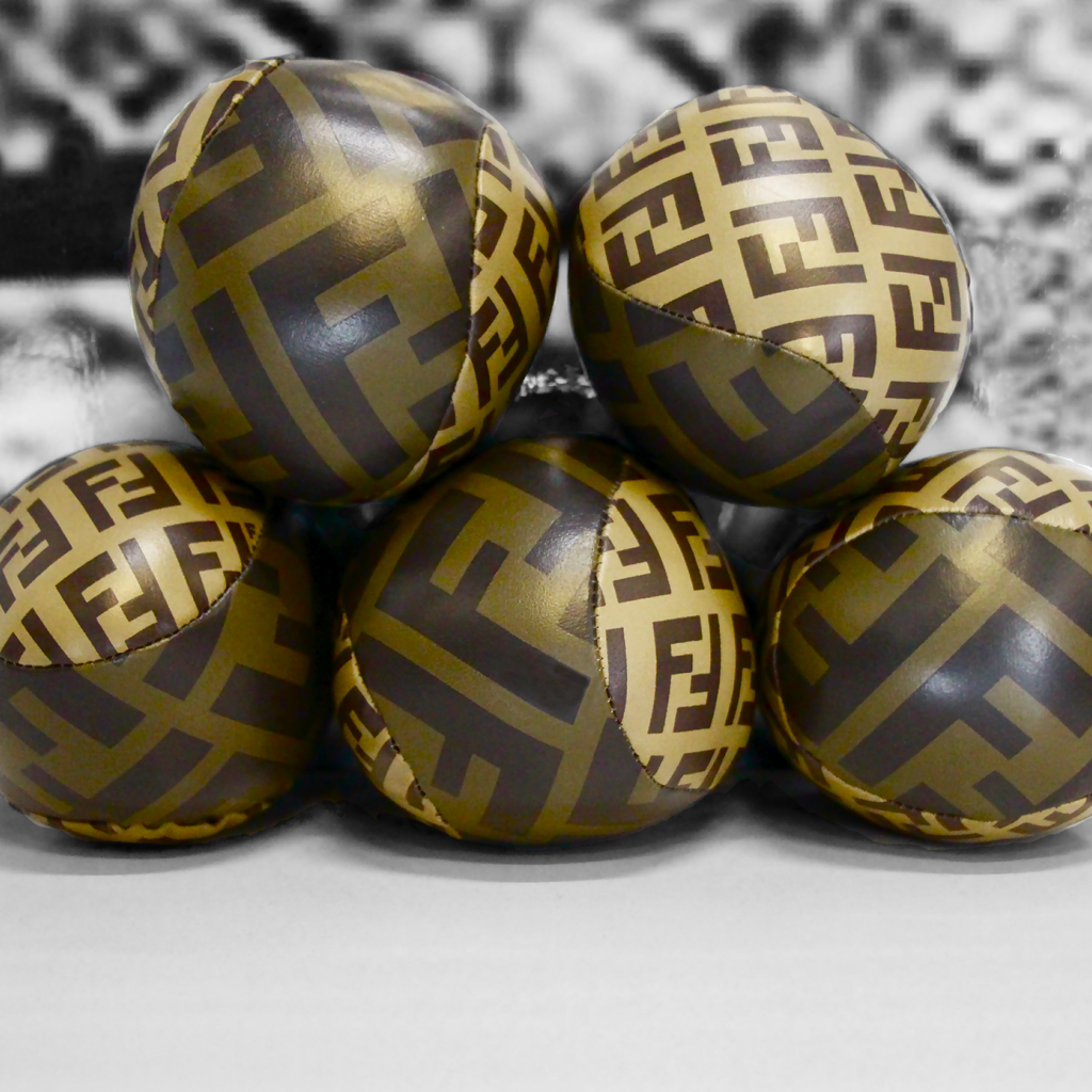 Украшения для дома Fendi