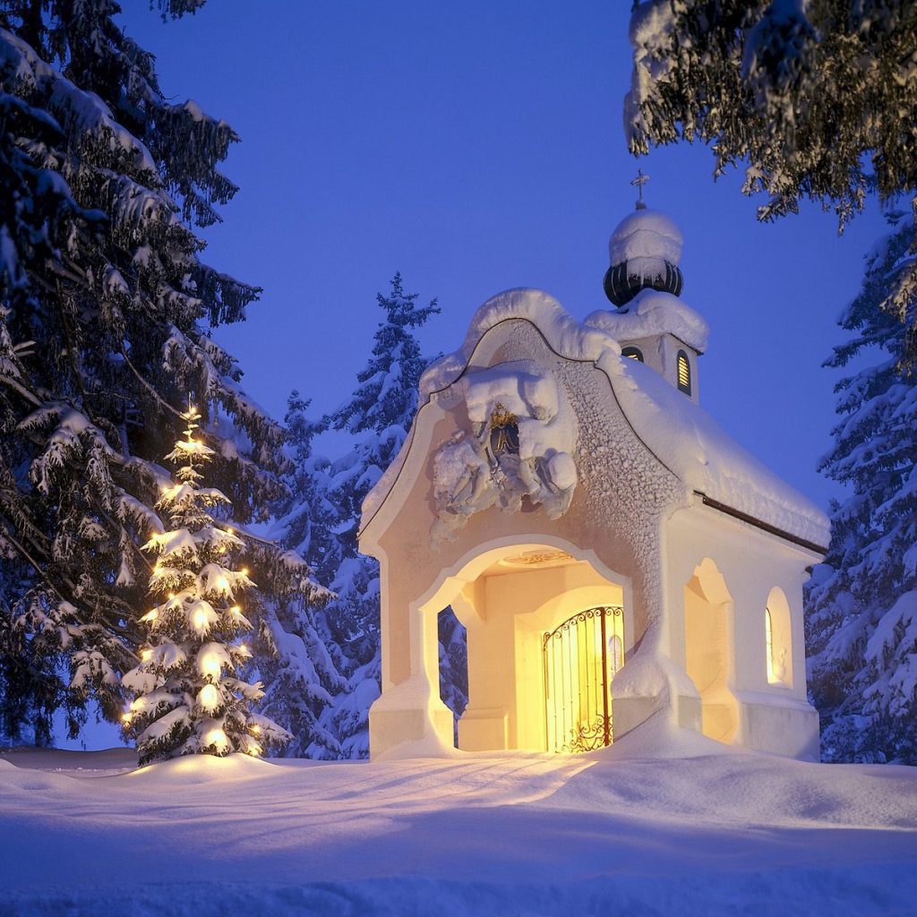 Небольшая часовня на Рождество