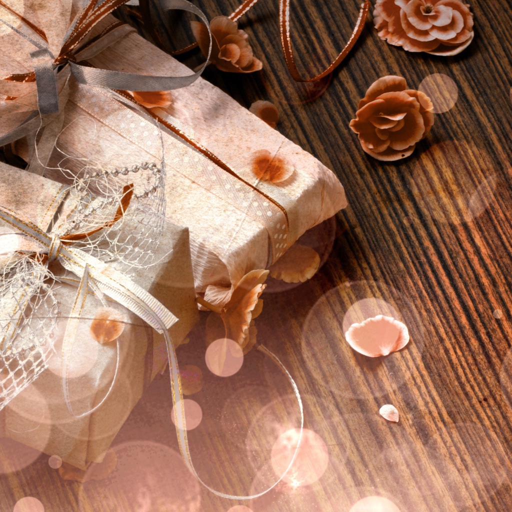 Коробки с подарками