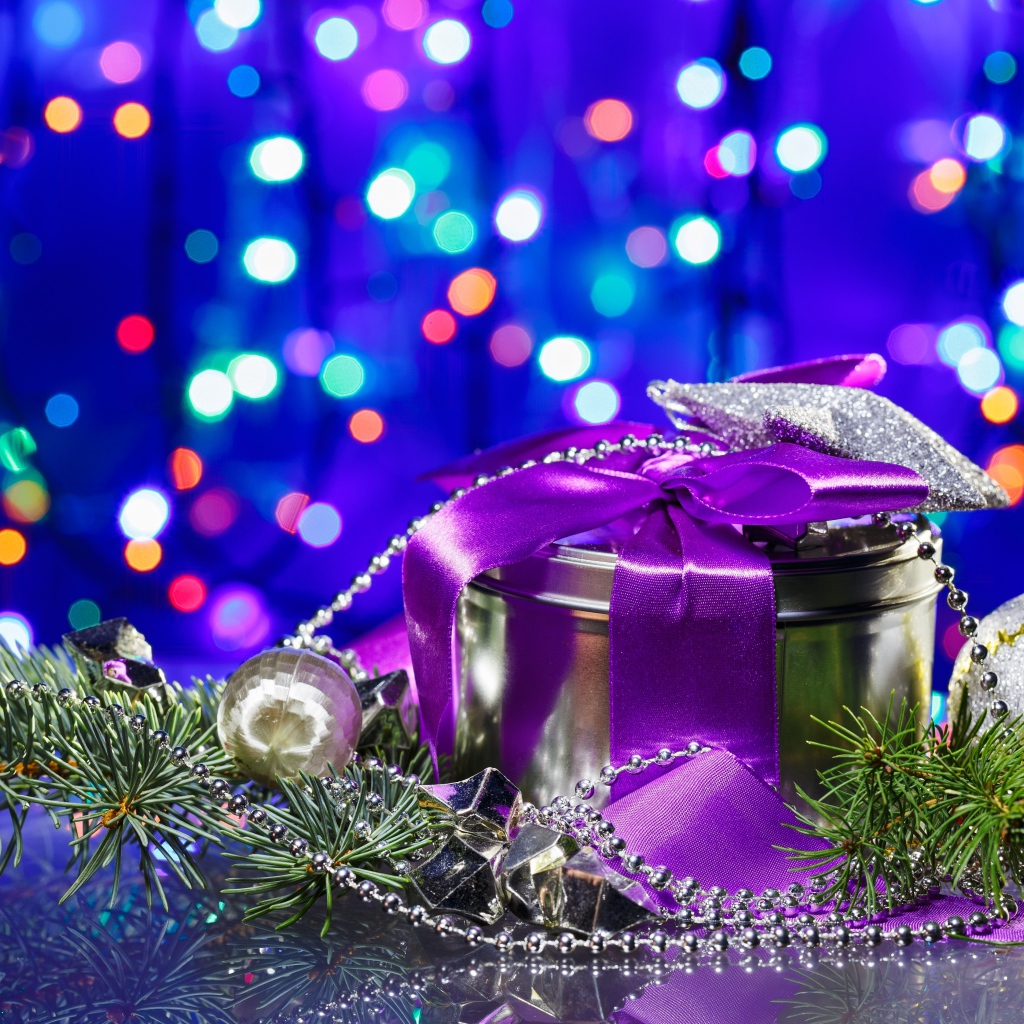 Подарок с бусами