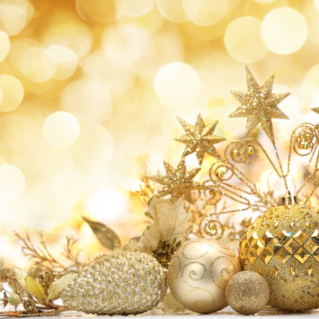 Золотые шары и звезды