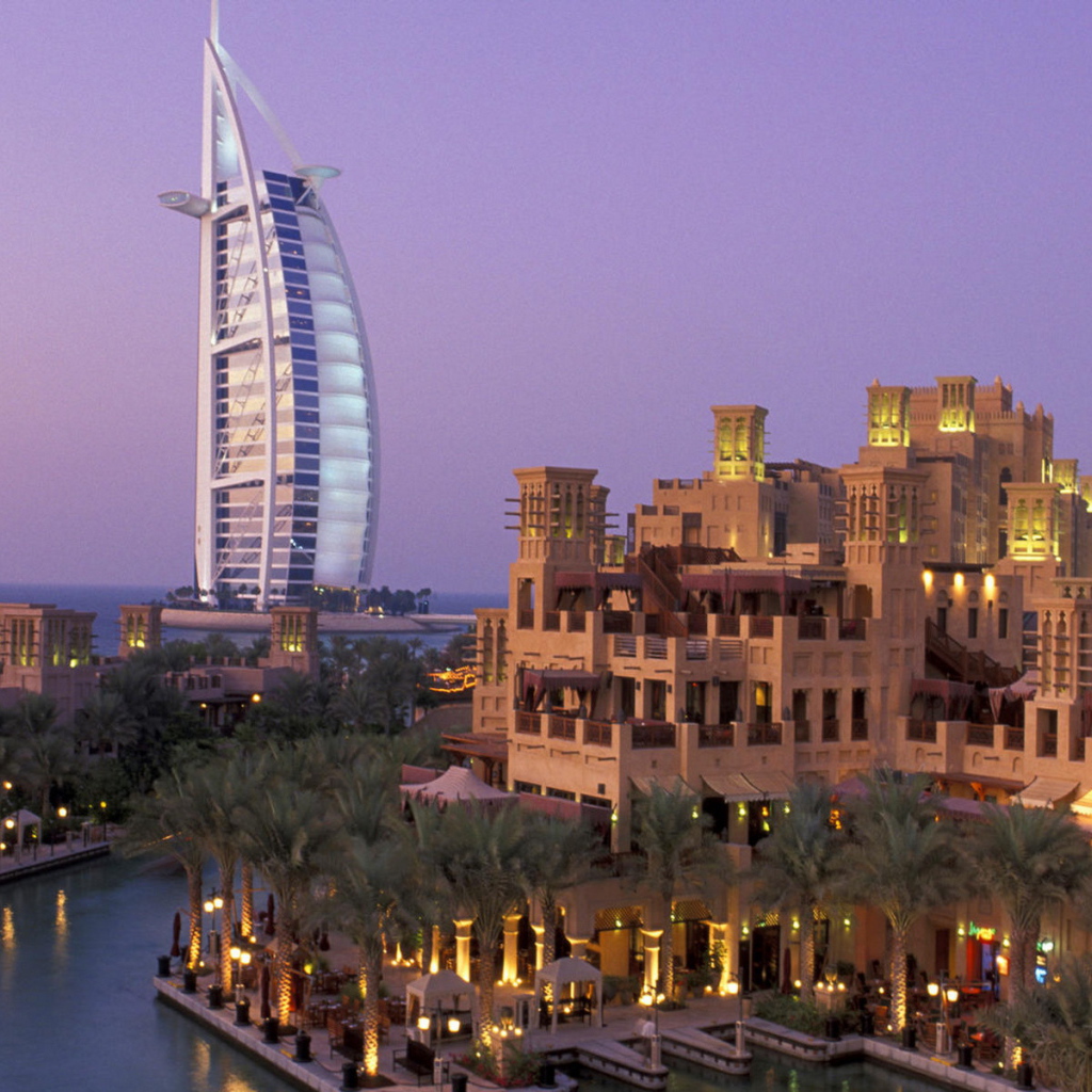 Здание в Дубае