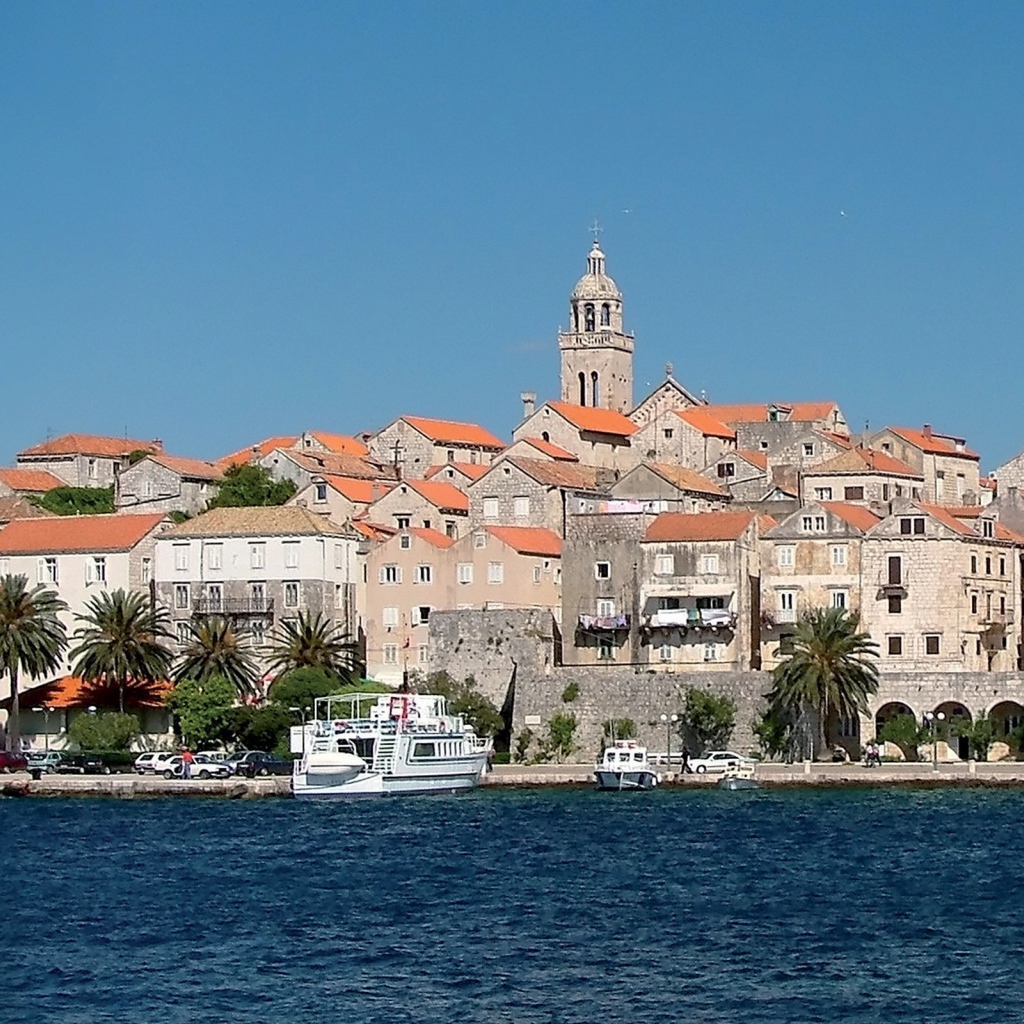 Город у моря