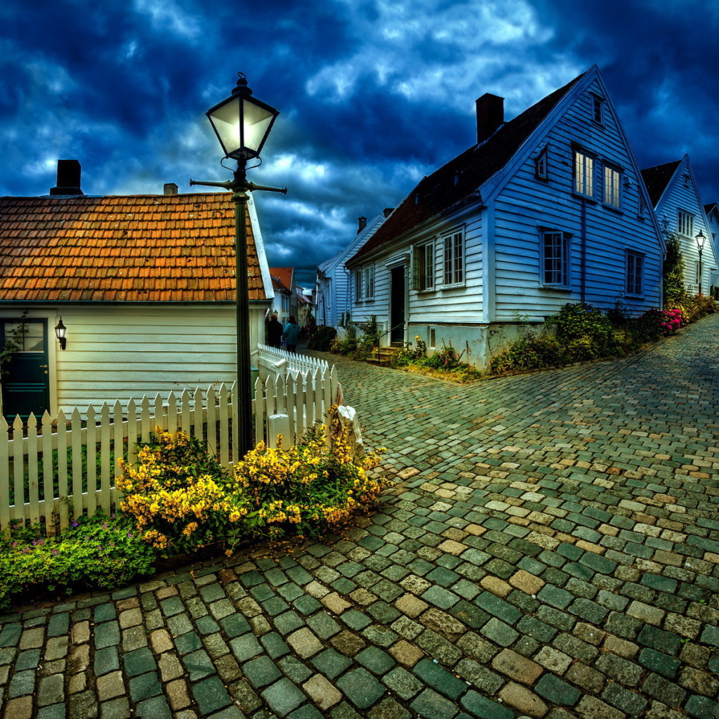 Улица выложенная камнем