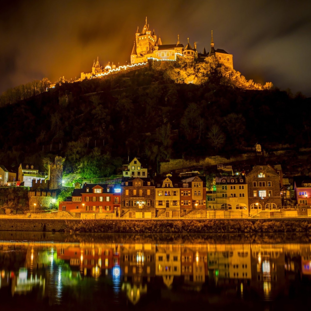 Крепость на горе