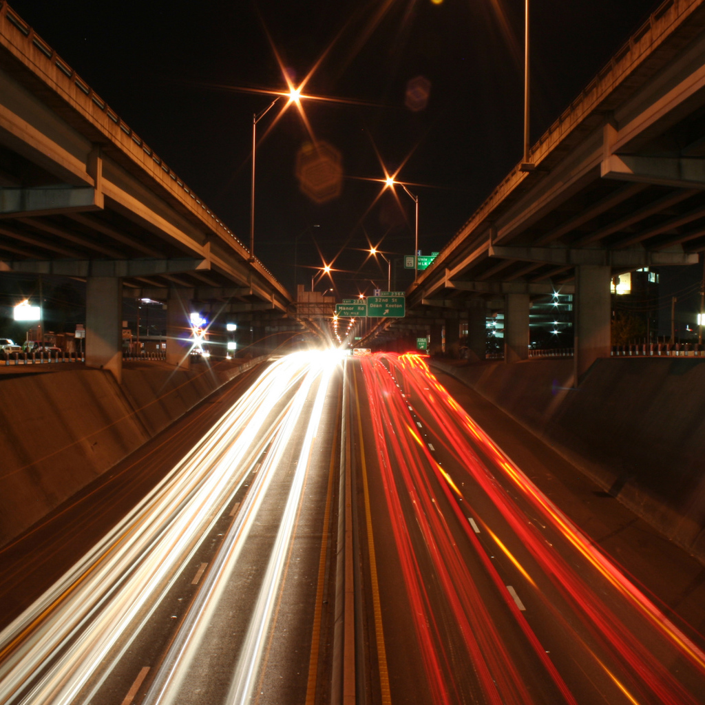 Ночная автотрасса