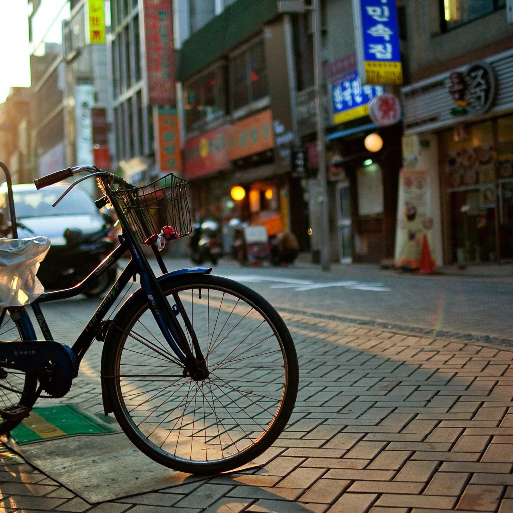 Велосипед на Корейской улице