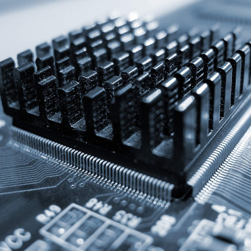 Микросхема с радиатором