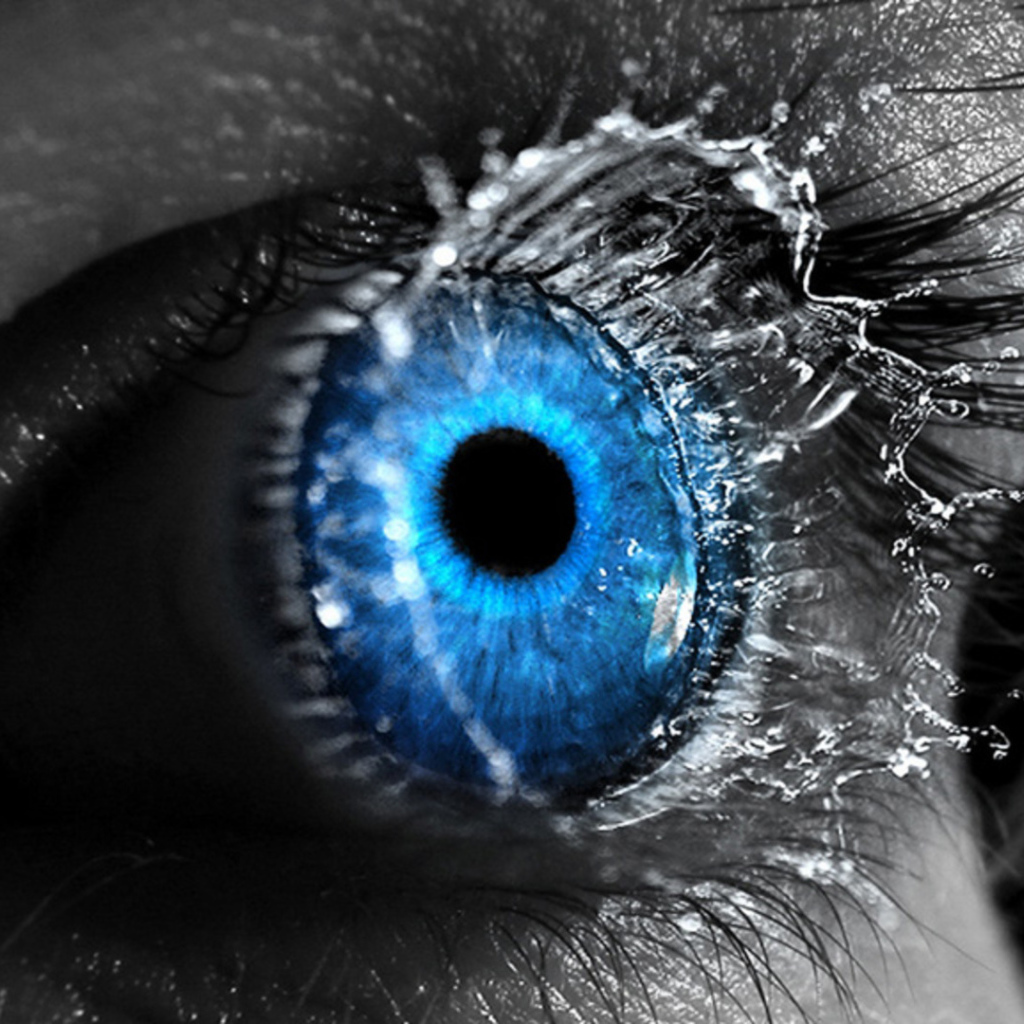 Синий глаз