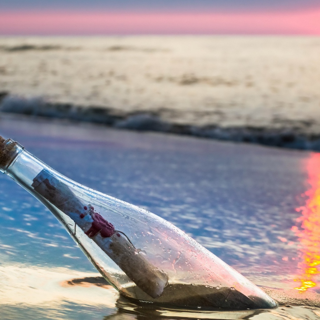 Бутылка с письмом