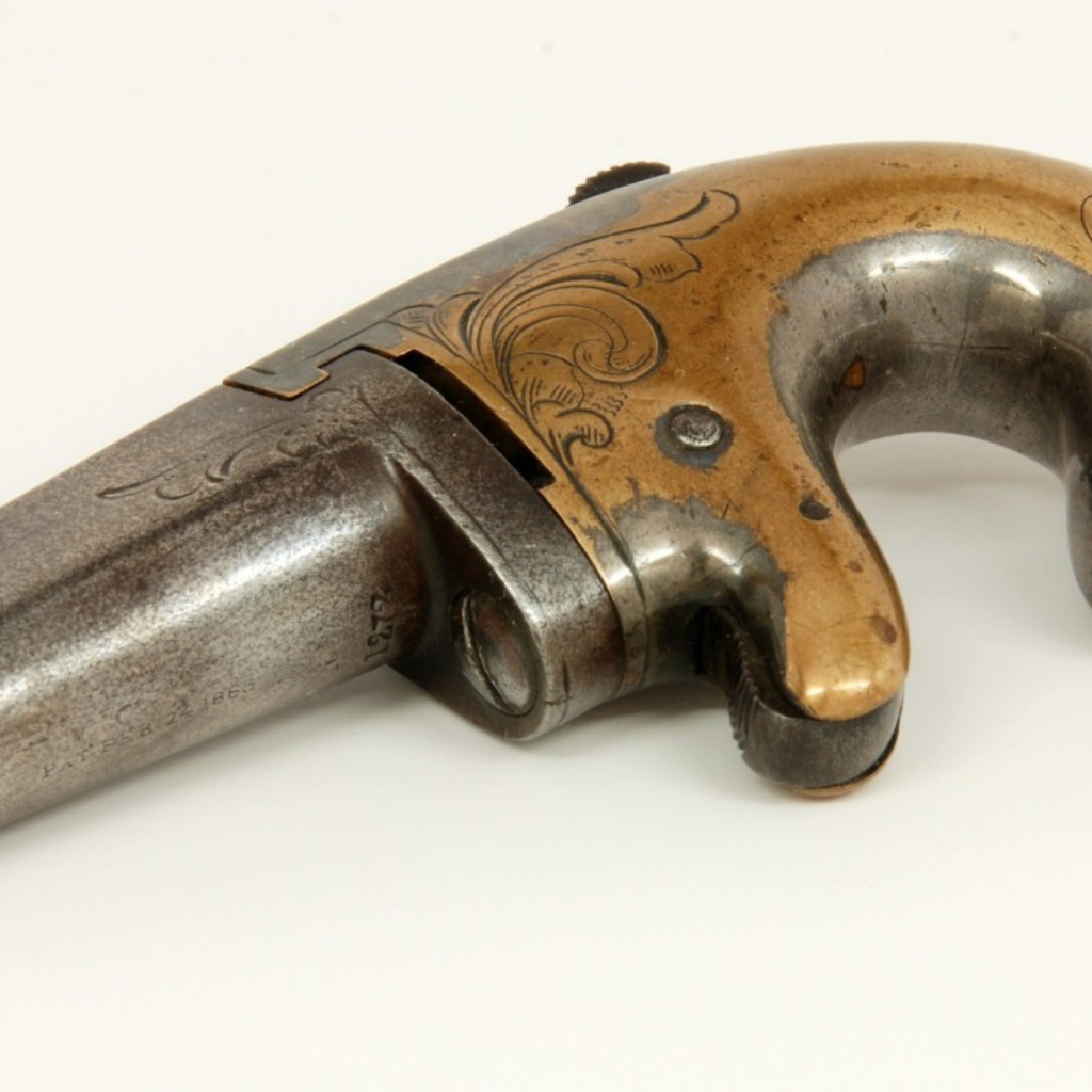 Старинный пистолет