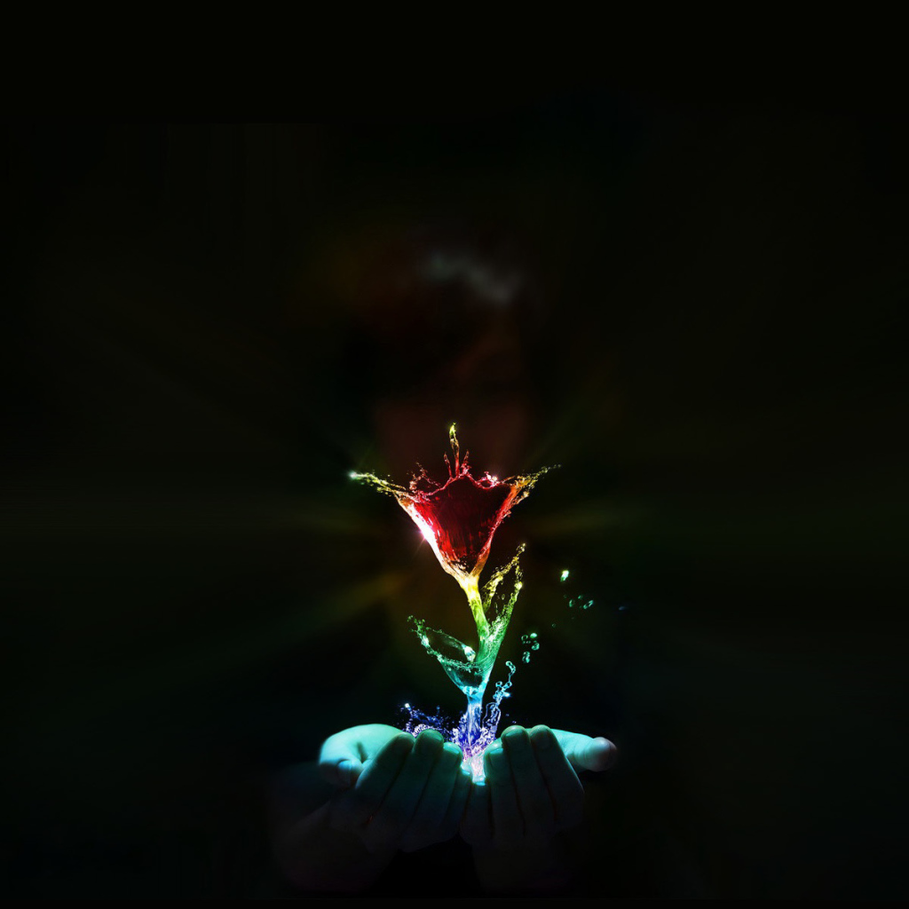 Водяной цветок в руках