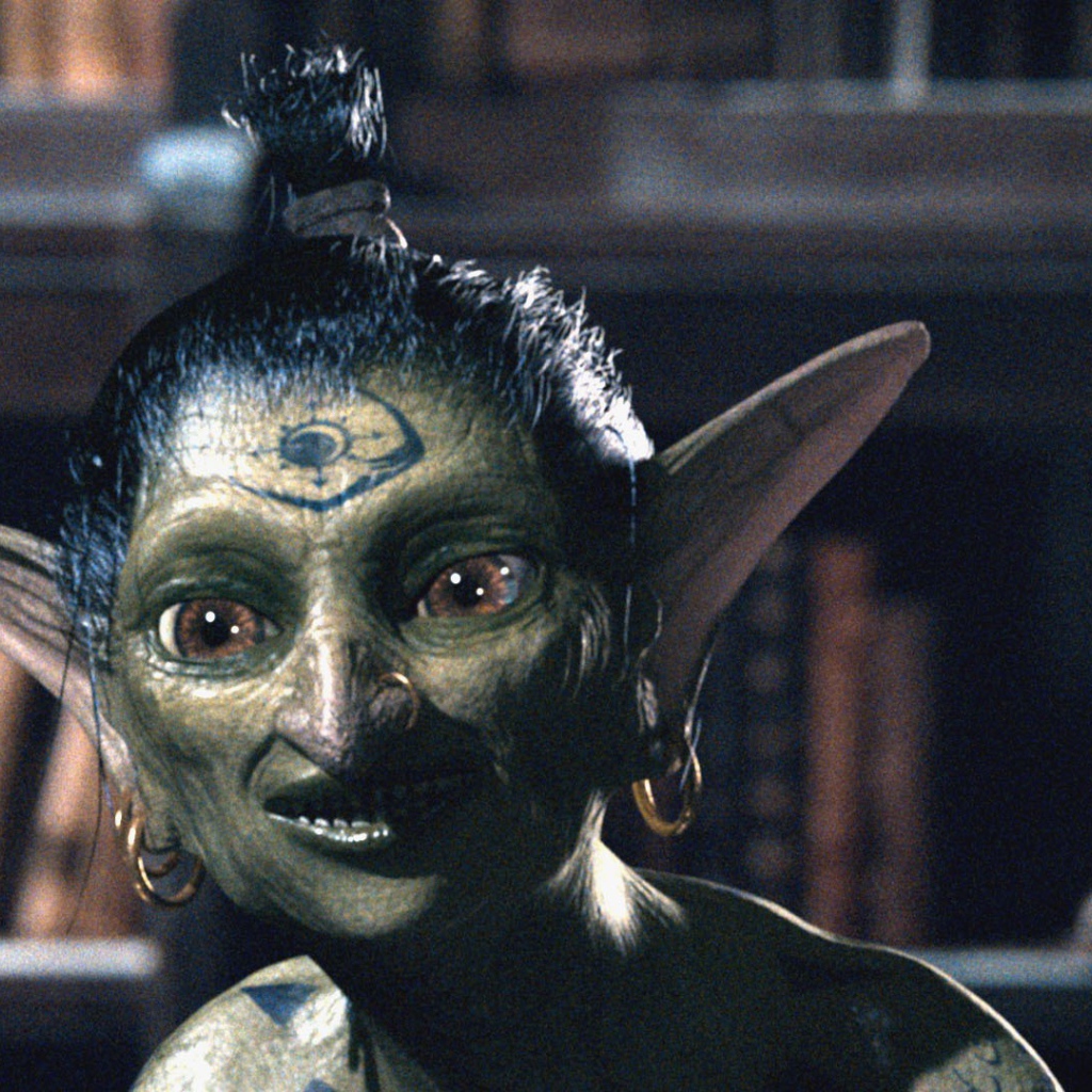 Инопланетянин с татуировкой на лбу