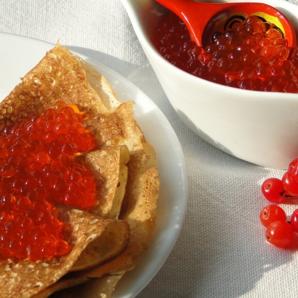 Блины с красной икрой