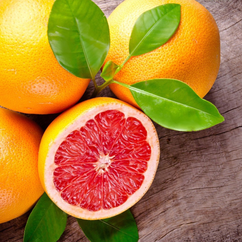 Свежий грейпфрут