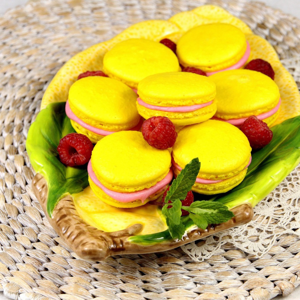 Печенье в лимонной глазури