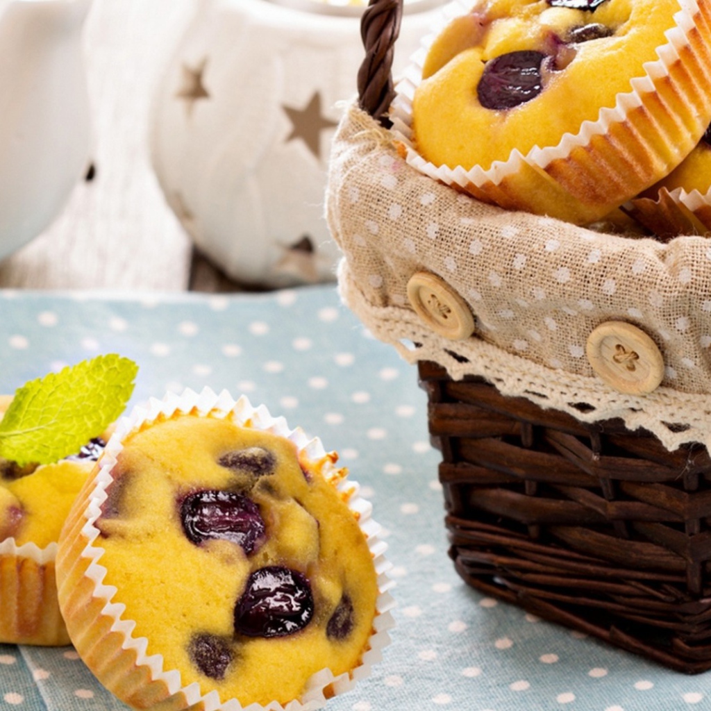 Кексы с ягодами